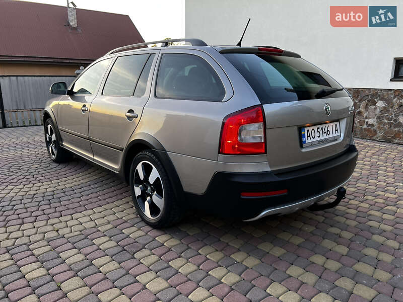 Универсал Skoda Octavia Scout 2011 в Хусте