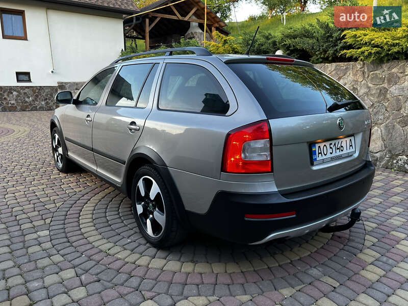 Универсал Skoda Octavia Scout 2011 в Хусте