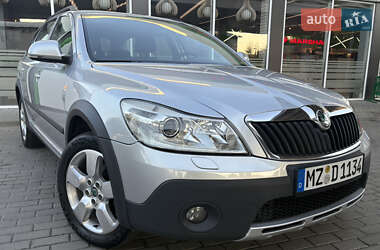 Універсал Skoda Octavia Scout 2013 в Житомирі