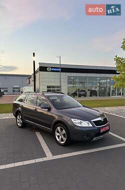 Універсал Skoda Octavia Scout 2012 в Мукачевому