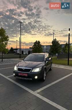 Универсал Skoda Octavia Scout 2012 в 