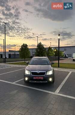 Универсал Skoda Octavia Scout 2012 в 