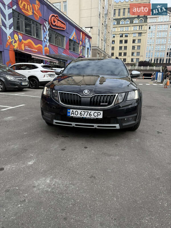Универсал Skoda Octavia Scout 2020 в Киеве