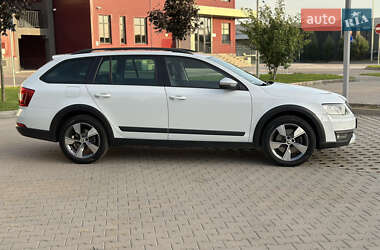 Универсал Skoda Octavia Scout 2015 в 