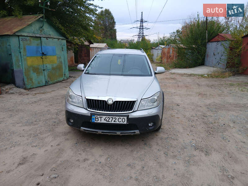 Универсал Skoda Octavia Scout 2012 в Днепре
