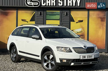 Универсал Skoda Octavia Scout 2015 в Стрые
