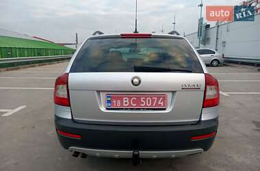 Универсал Skoda Octavia Scout 2009 в 