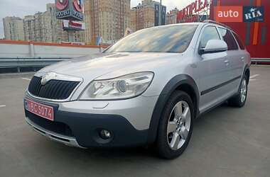 Универсал Skoda Octavia Scout 2009 в 
