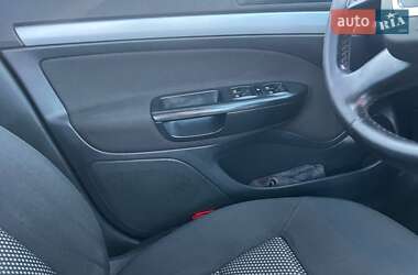 Універсал Skoda Octavia Scout 2011 в  фото 17 Універсал Skoda Octavia Scout 2011 в