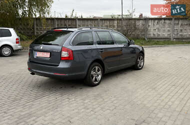 Универсал Skoda Octavia Scout 2010 в 