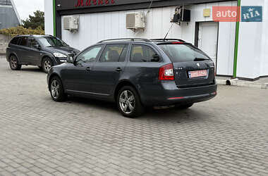Универсал Skoda Octavia Scout 2010 в 