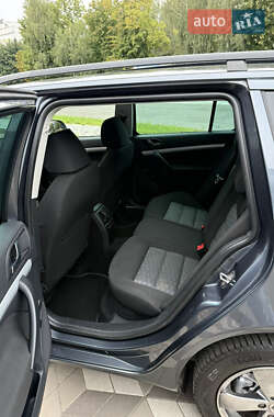 Универсал Skoda Octavia Scout 2010 в 
