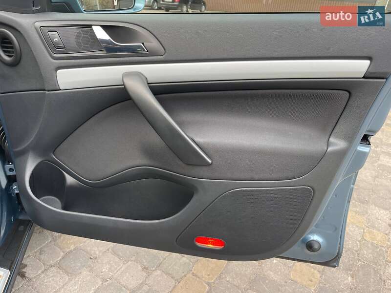 Универсал Skoda Octavia Scout 2010 в Луцке фото 47 Универсал Skoda Octavia Scout 2010 в Луцке