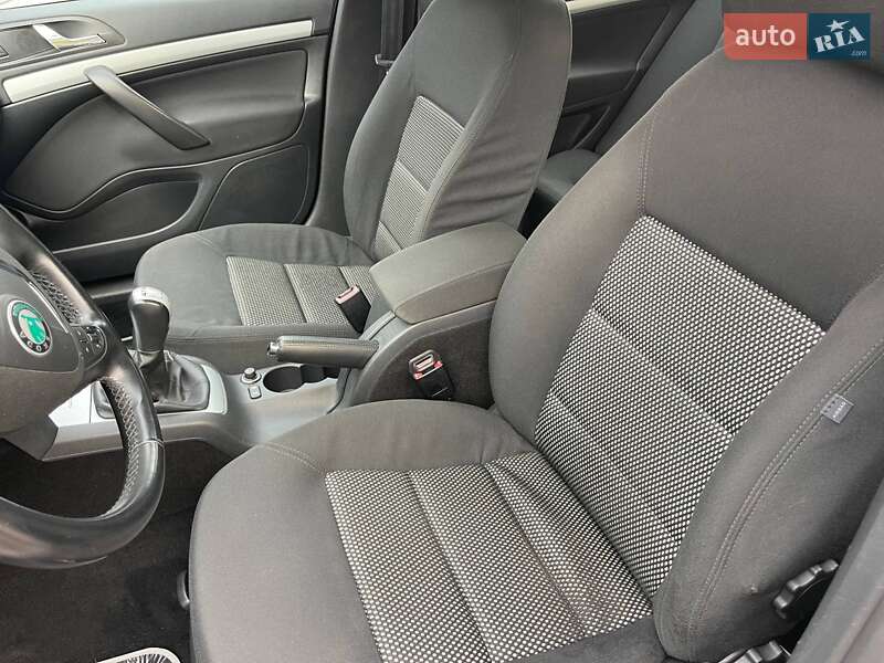 Универсал Skoda Octavia Scout 2010 в Луцке фото 35 Универсал Skoda Octavia Scout 2010 в Луцке