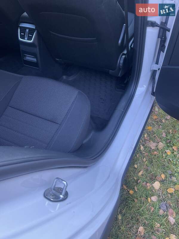 Універсал Skoda Octavia Scout 2015 в Долині