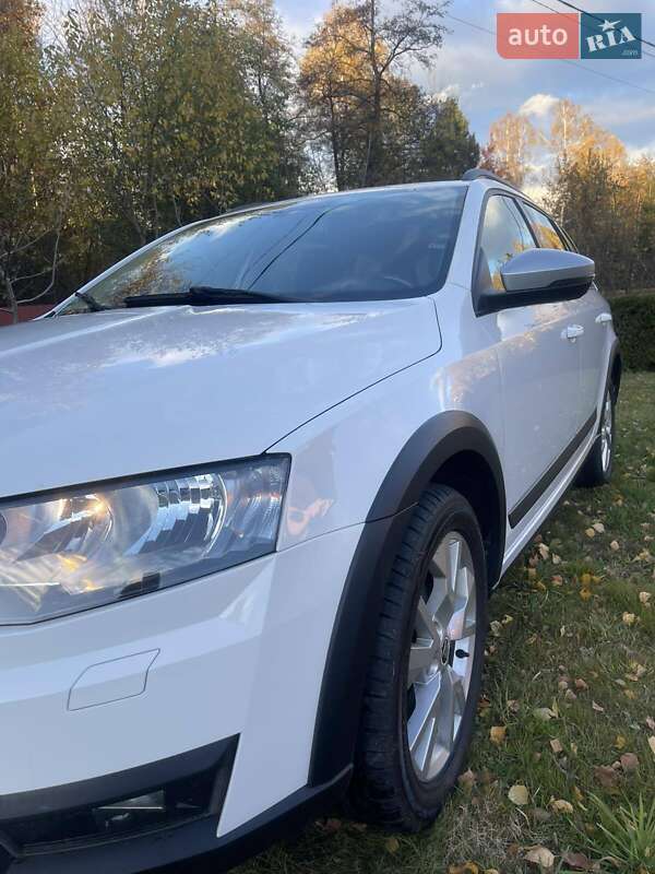 Універсал Skoda Octavia Scout 2015 в Долині