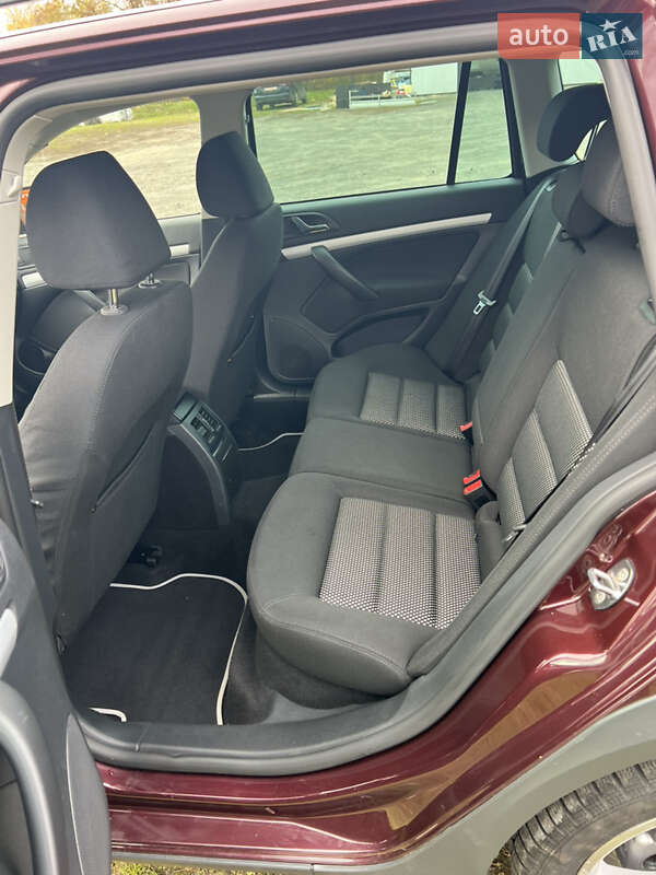 Универсал Skoda Octavia Scout 2009 в Рожище