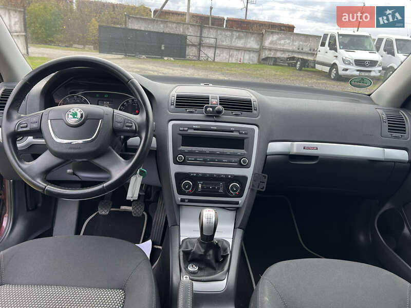 Универсал Skoda Octavia Scout 2009 в Рожище