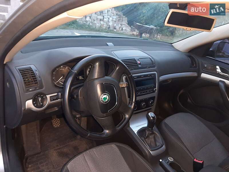 Универсал Skoda Octavia Scout 2012 в Смеле