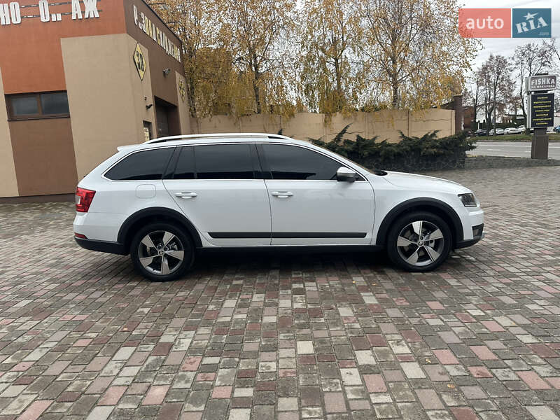 Універсал Skoda Octavia Scout 2015 в Рівному