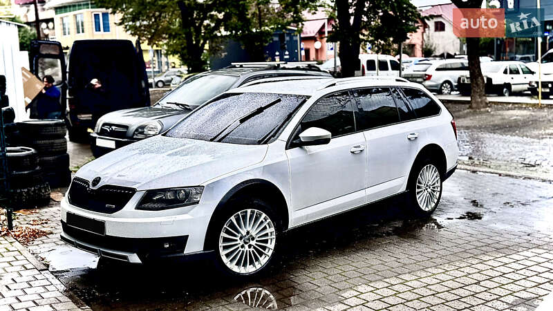 Універсал Skoda Octavia Scout 2017 в Мукачевому