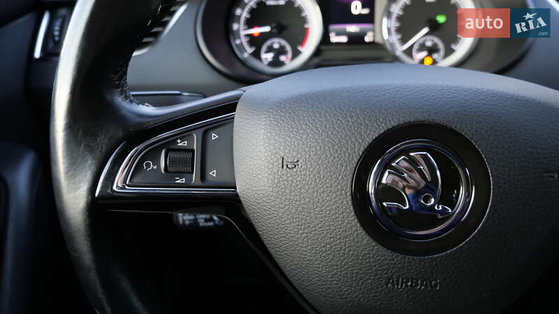 Универсал Skoda Octavia Scout 2019 в Львове