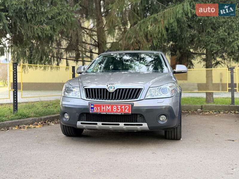 Универсал Skoda Octavia Scout 2013 в Вознесенске