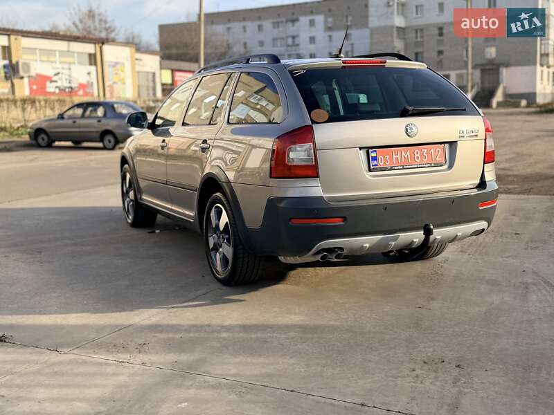 Универсал Skoda Octavia Scout 2013 в Вознесенске