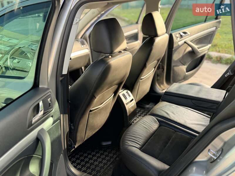 Универсал Skoda Octavia Scout 2013 в Вознесенске