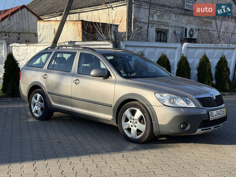 Универсал Skoda Octavia Scout 2010 в Луцке