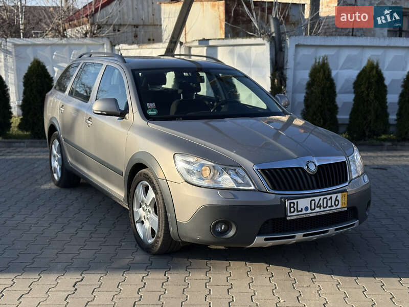 Универсал Skoda Octavia Scout 2010 в Луцке