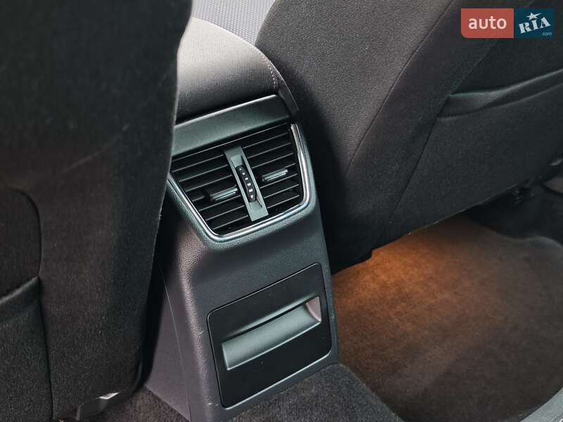 Универсал Skoda Octavia Scout 2018 в Луцке фото 49 Универсал Skoda Octavia Scout 2018 в Луцке