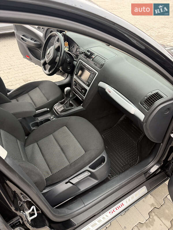 Универсал Skoda Octavia Scout 2010 в Славском