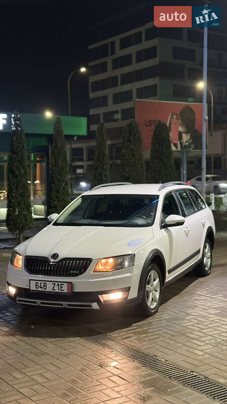 Універсал Skoda Octavia Scout 2014 в Ужгороді