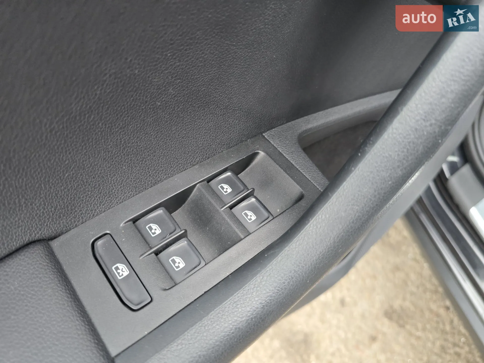2015 Skoda Octavia - мініатюра 32