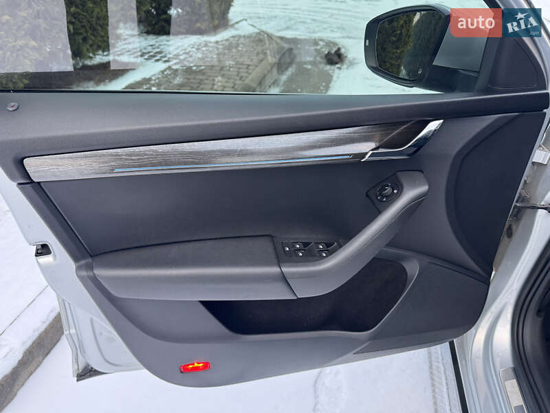 Універсал Skoda Octavia Scout 2020 в Львові