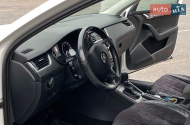 Універсал Skoda Octavia Scout 2015 в Збаражі