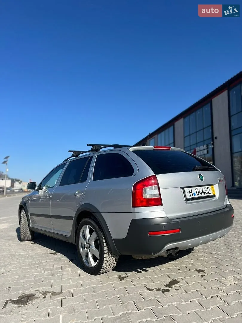 2011 Skoda Octavia - мініатюра 9