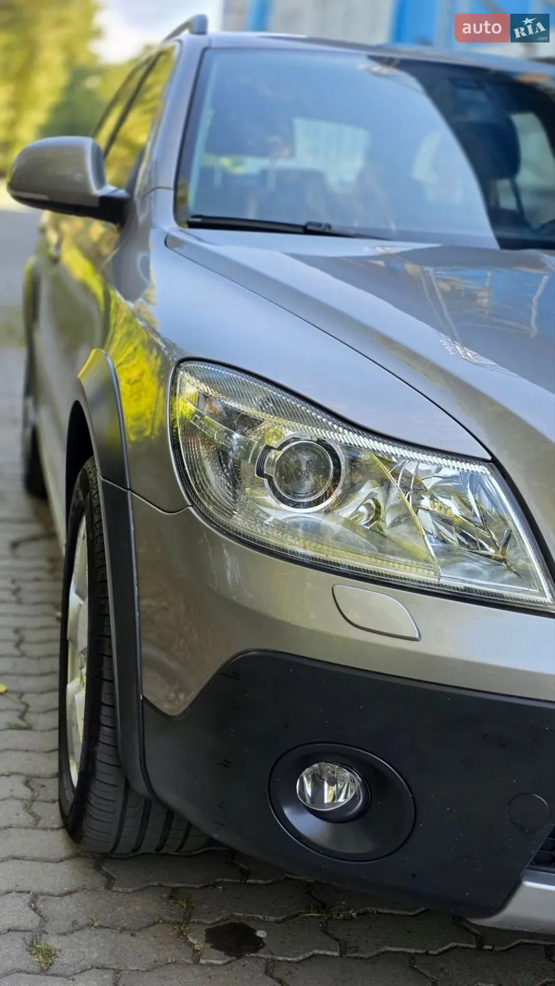 2012 Skoda Octavia - мініатюра 10