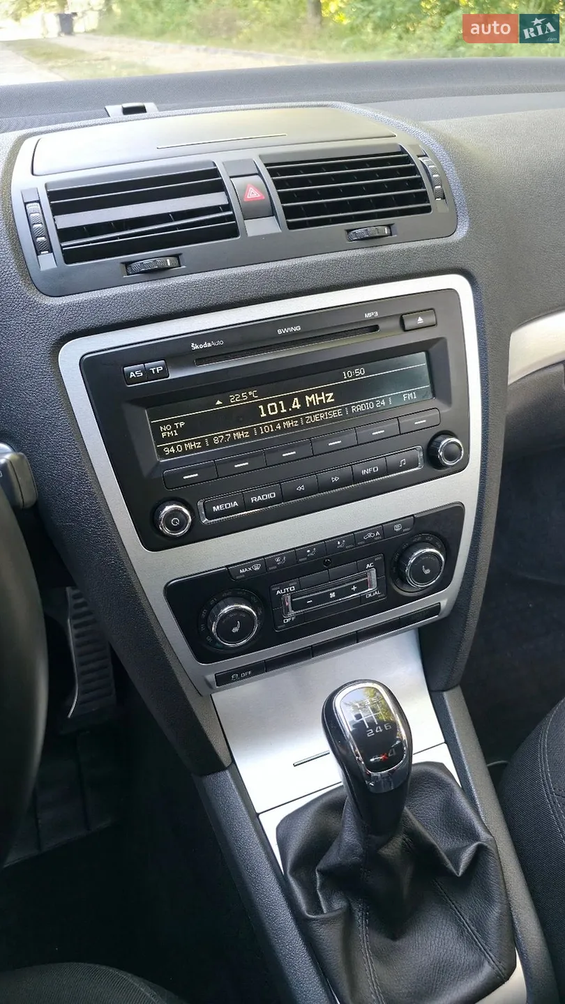 2012 Skoda Octavia - мініатюра 24