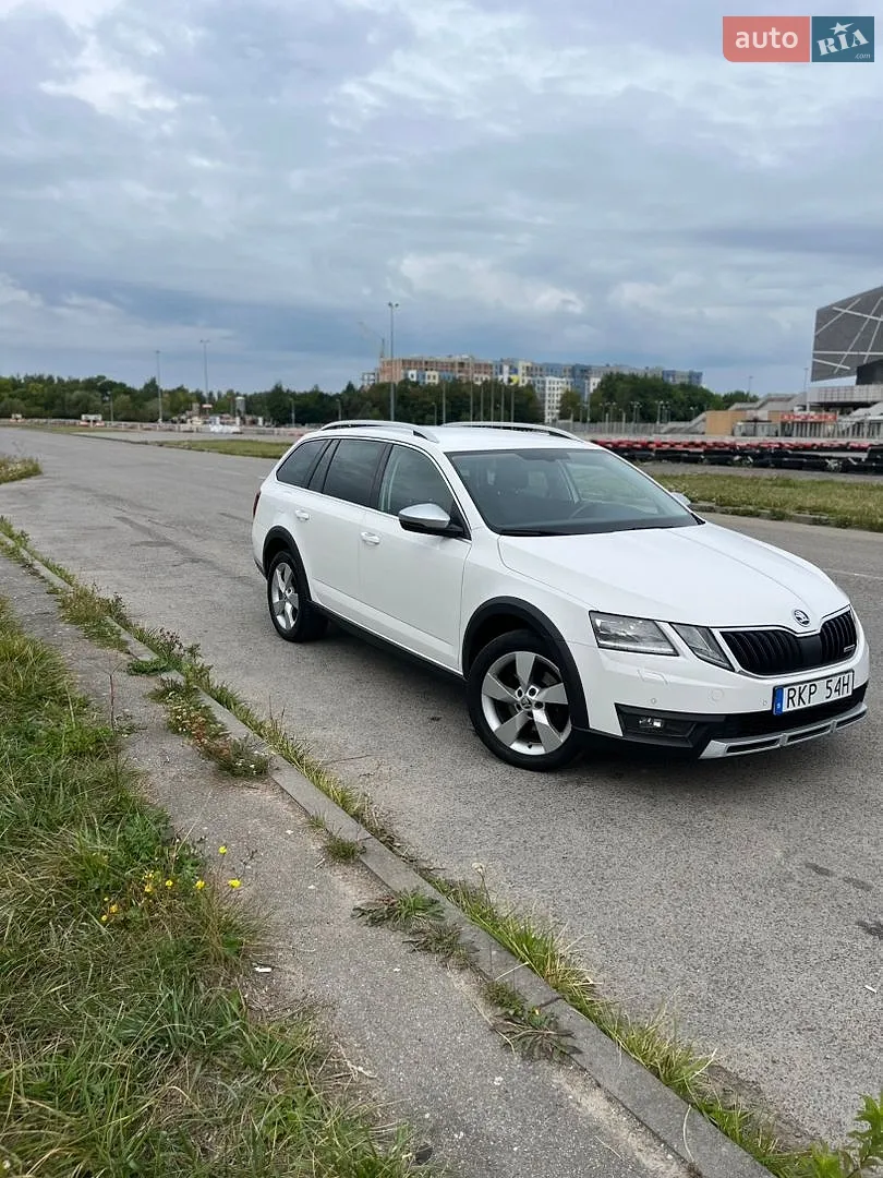 2019 Skoda Octavia - мініатюра 9