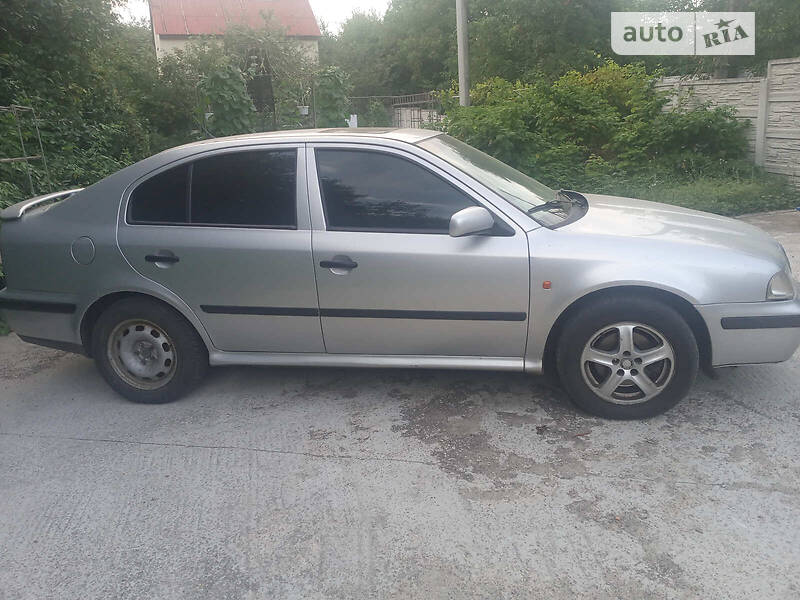 Skoda Octavia Tour