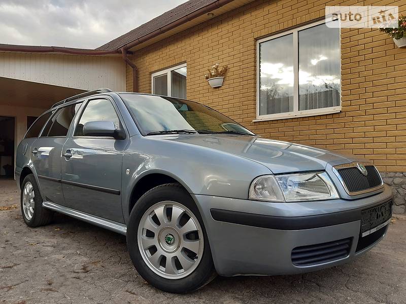 Skoda Octavia Tour