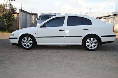 Седан Skoda Octavia 1997 в Киеве