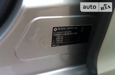 Седан Skoda Octavia 2010 в 