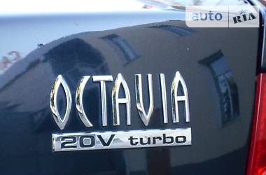 Седан Skoda Octavia 2003 в Одессе