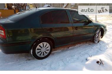 Седан Skoda Octavia 1999 в Тячеве