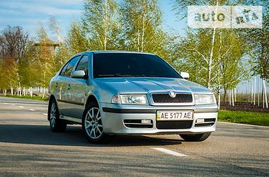 Седан Skoda Octavia 2008 в Днепре