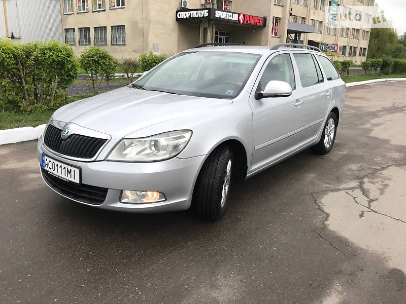 Универсал Skoda Octavia 2012 в Луцке