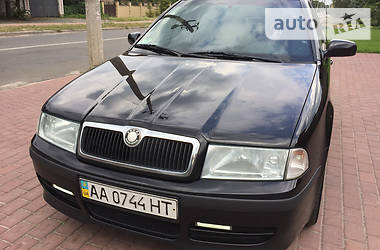 Седан Skoda Octavia 2008 в Киеве